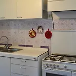 Two Bedrooms By Sweet Apartment *